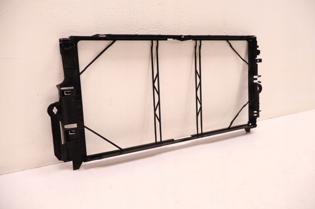 фото №3, Volvo xc60 ii рамка радіатора 32324070