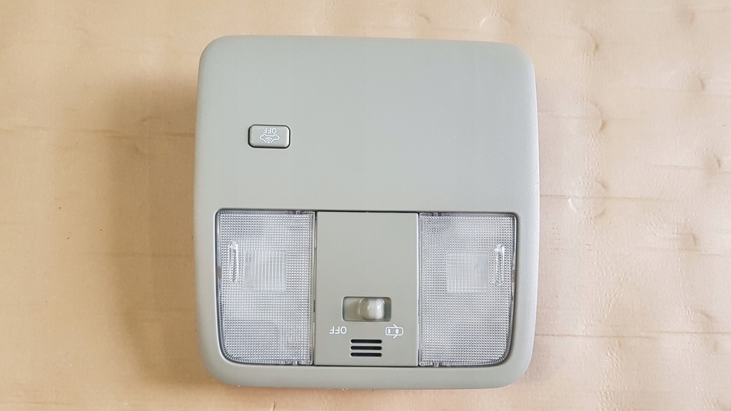 фото №1, Toyota avensis t27 09-14 лампа освещение бежевая