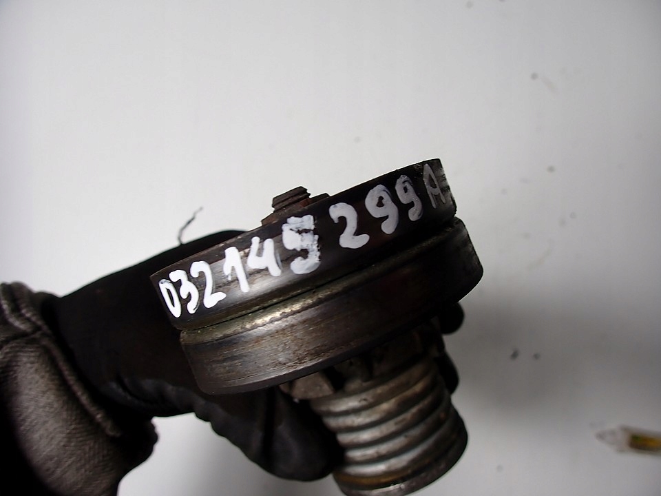 Натяжитель ремень ролик vw golf iv 1.4 16v 98r Доставка