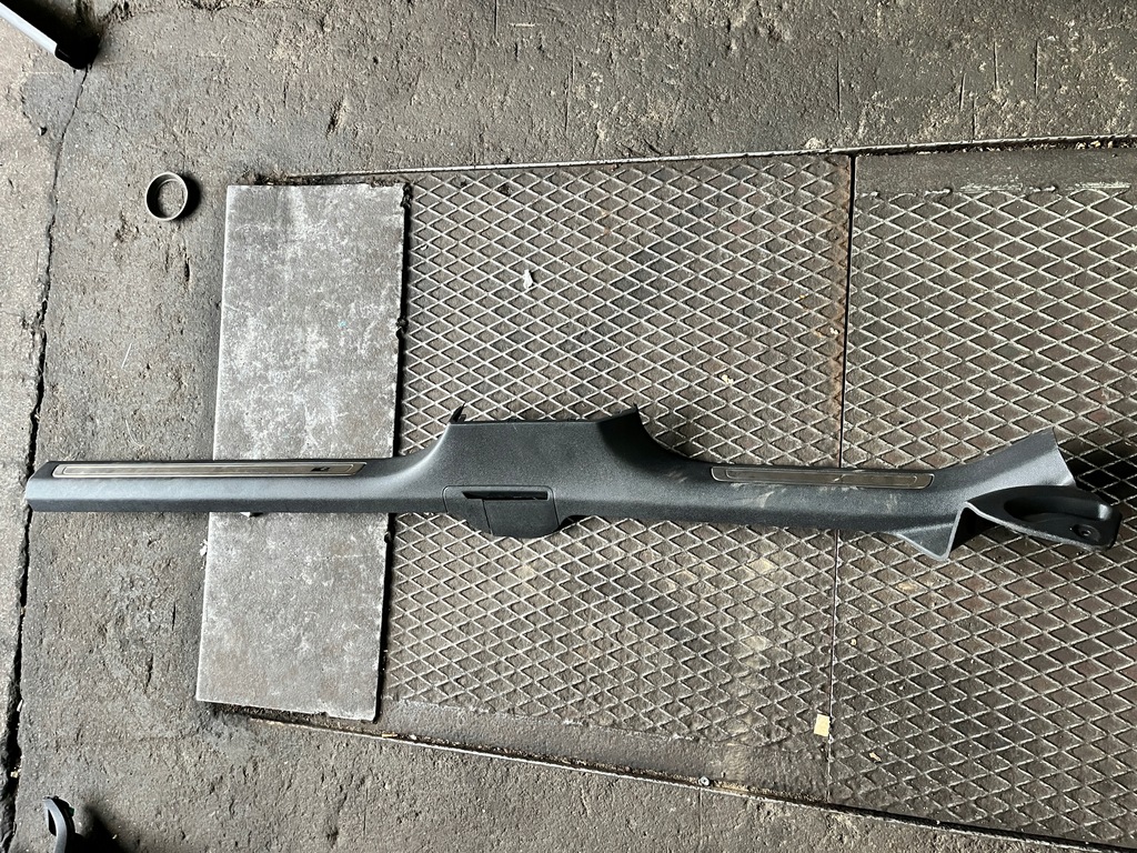 фото №1, 48 vw arteon r-line накладка порог молдинг порог правая 3g8853372