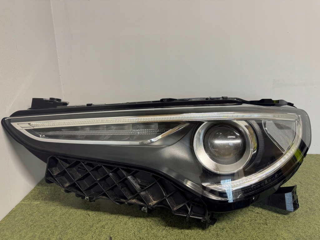 Купить Фара левая передний левый alfa romeo stelvio ксенон bi-xenon led европа  новая