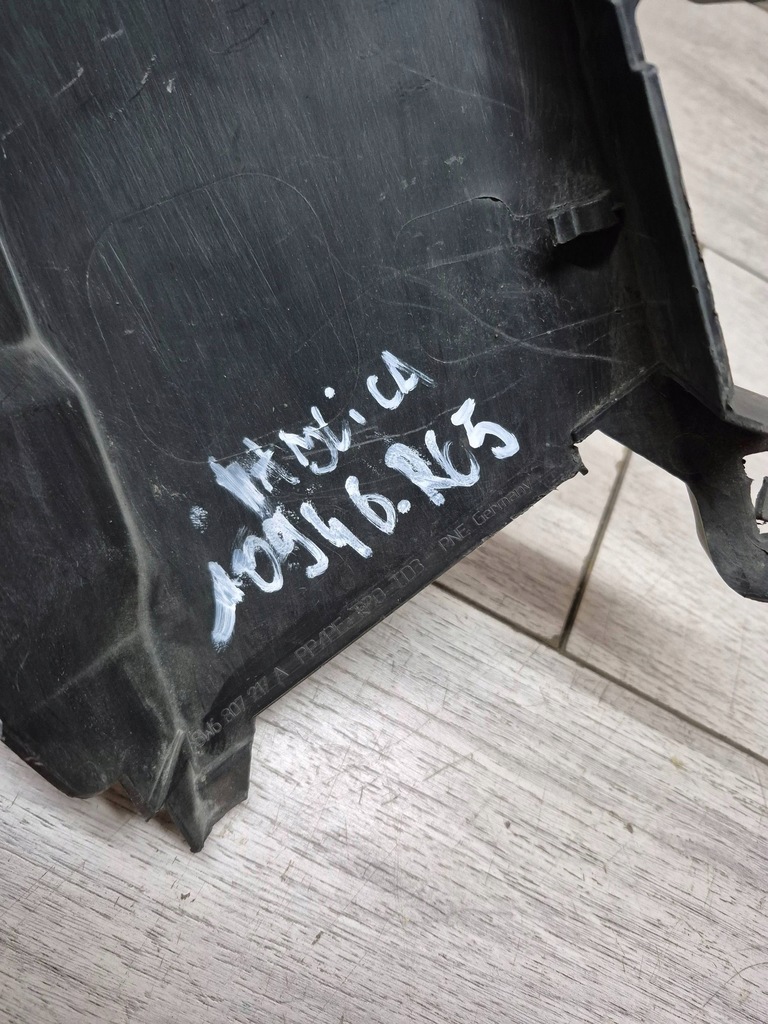 фото №9, 10946. audi rs5 кронштейн основание панель 8w6807217a