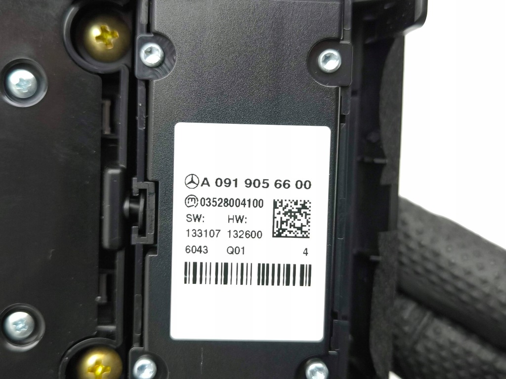 фото №16, Infiniti q30 2016 панелі керування, перемикачі