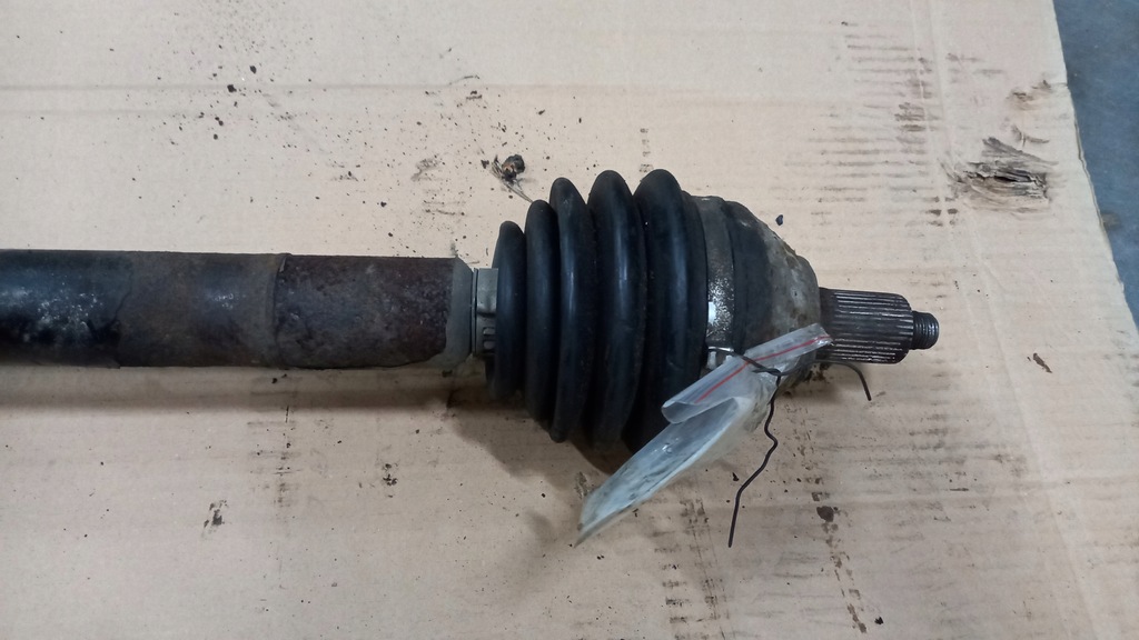 фото №2, Приводной вал правая seat ibiza 02r