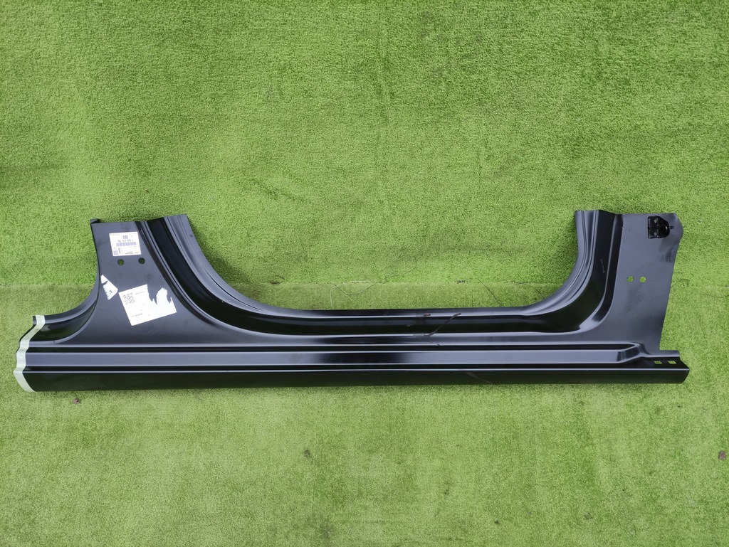 фото №1, Opel insignia b 17- обшивка блок двигуна поріг правий