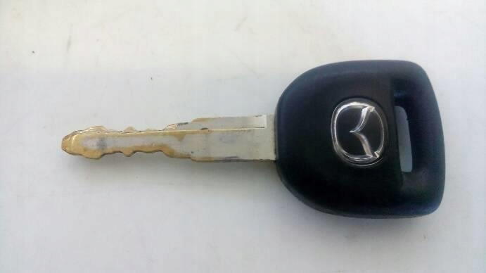 фото №7, Замок зажигания ключ mazda premacy 2,0 ditd 1998r.