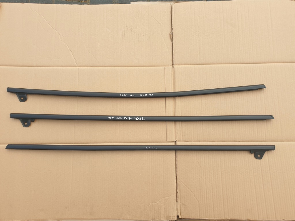 фото №1, Молдинг ущільнювач czarna citroen c4 b7 ii 2010- 2018