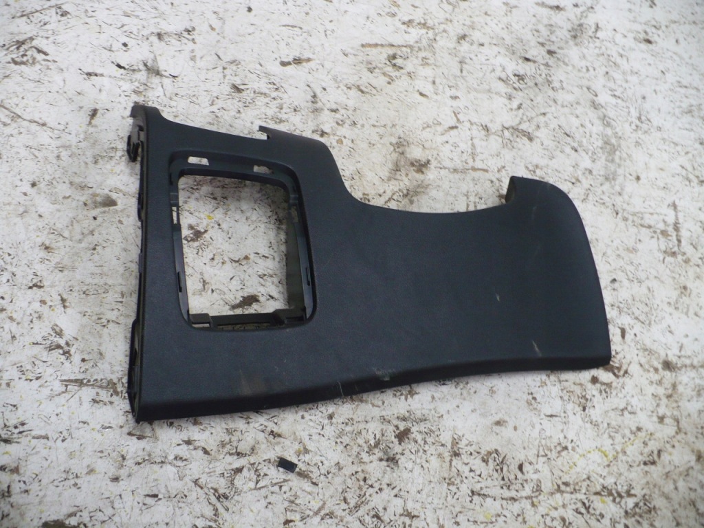 фото №1, Защита панели консоли левая kia ceed ii 84754-a2000