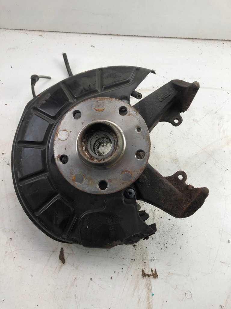 фото №1, Vw golf v vi поворотний кулак ступиця правий перед 1k0