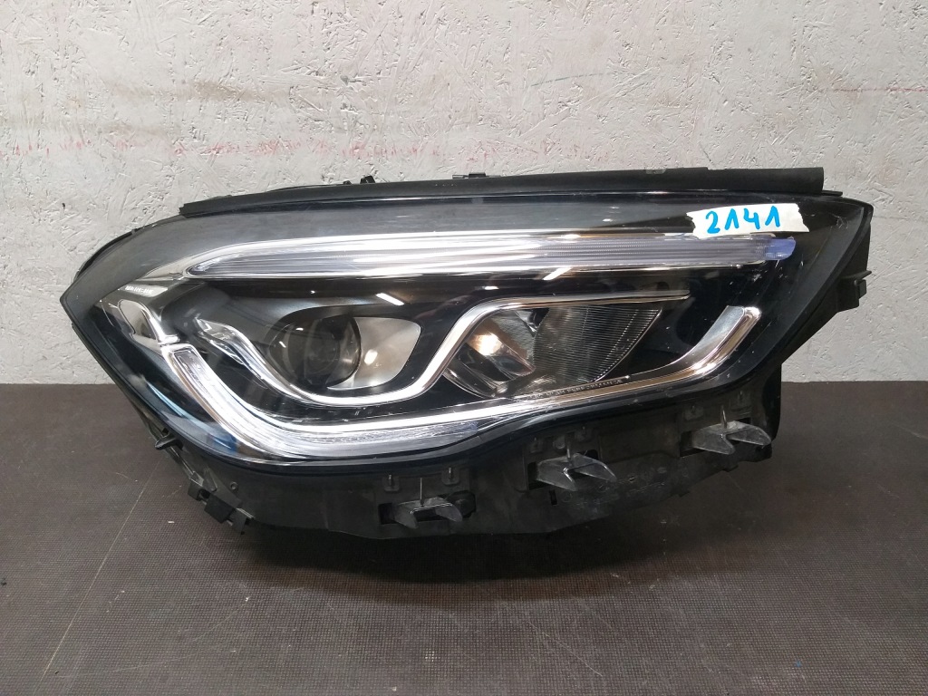 фото №1, Лампа права mercedes gla w247 full led hp