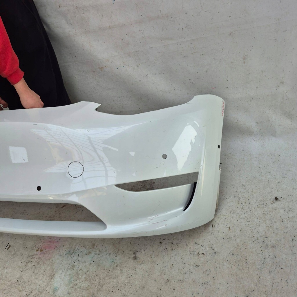 Tesla model y 21- бампер перед передній в Україні