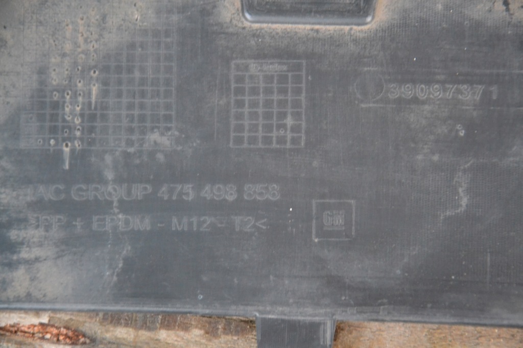 Opel crossland x 17- бампер перед pdc 39097371 оригинал хороший Доставка