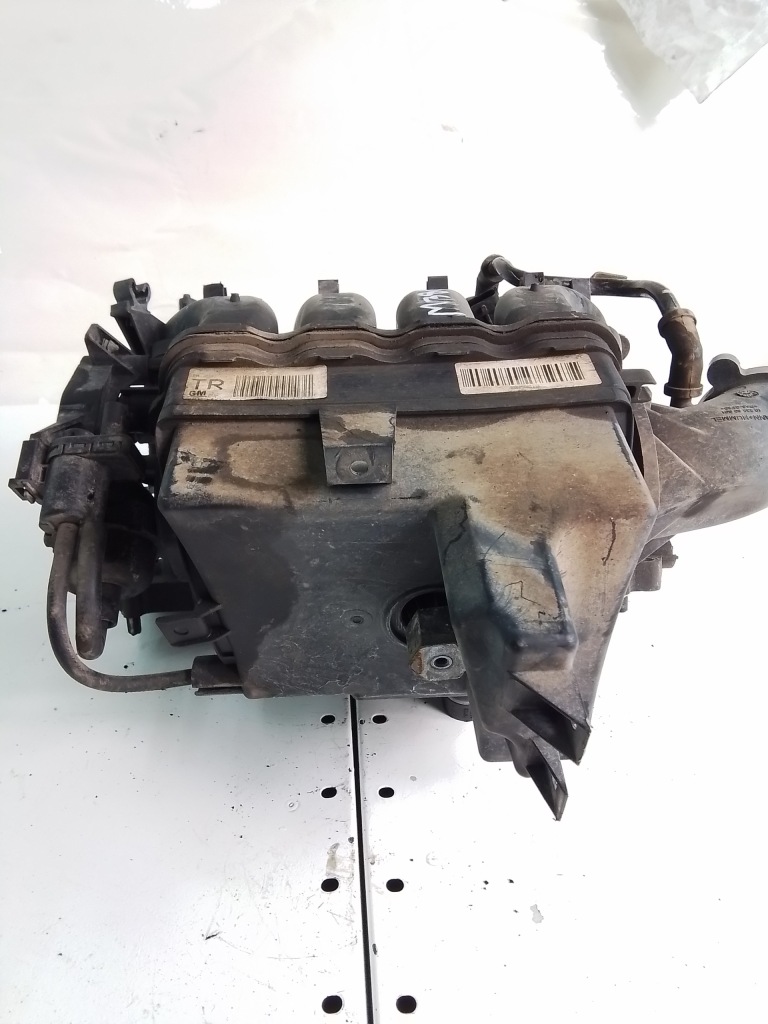 M386 коллектор впускной  форсунки opel mokka 1.6b 55578687 Оригинал