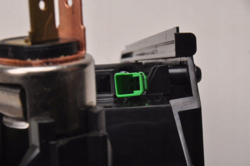 фото №11, Volvo v90 ii s90 xc90 ii бардачок шторка кронштейн na кружка uk 31497217