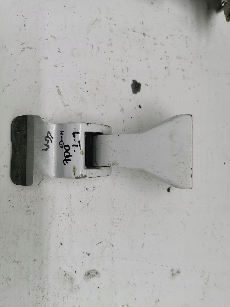 фото №1, Петля дверь левый задняя нижний hyundai h-1 ii 07-15