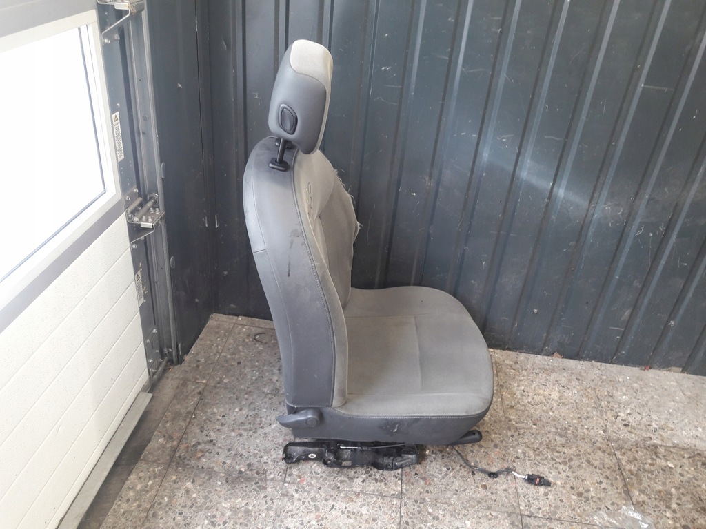 фото №13, Сиденье левый перед renault twingo ii 3d