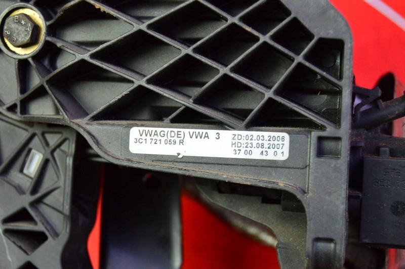 фото №7, Педаль педалі зчеплення гальмо 3c1721059r 1k1721057al vw passat b6 05-10