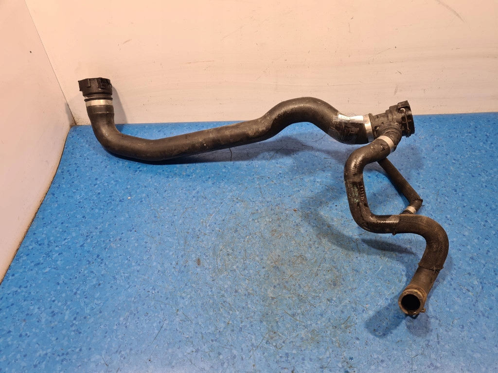 Купить Bmw 5 f11 2.0d n47 труба пабтрубок  воды 7809817