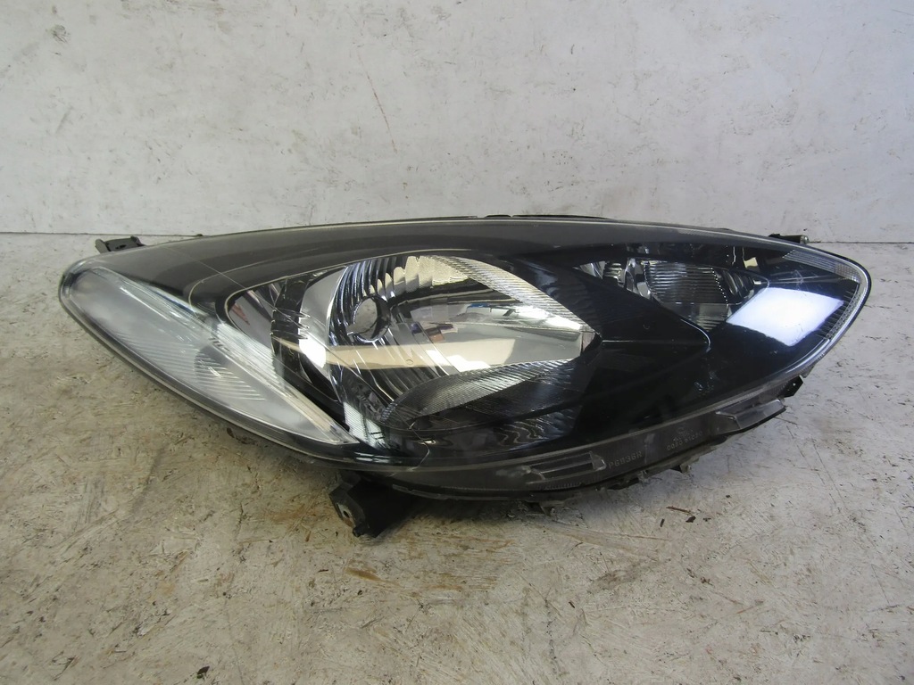 фото №15, Mazda 2 лампа права перед 07-14r