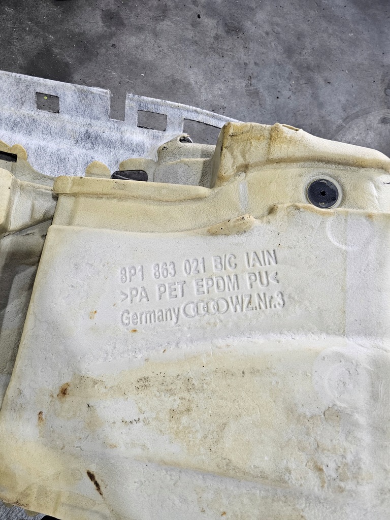 фото №8, Килимок обшивка audi a3 8p 8p1863021b europa