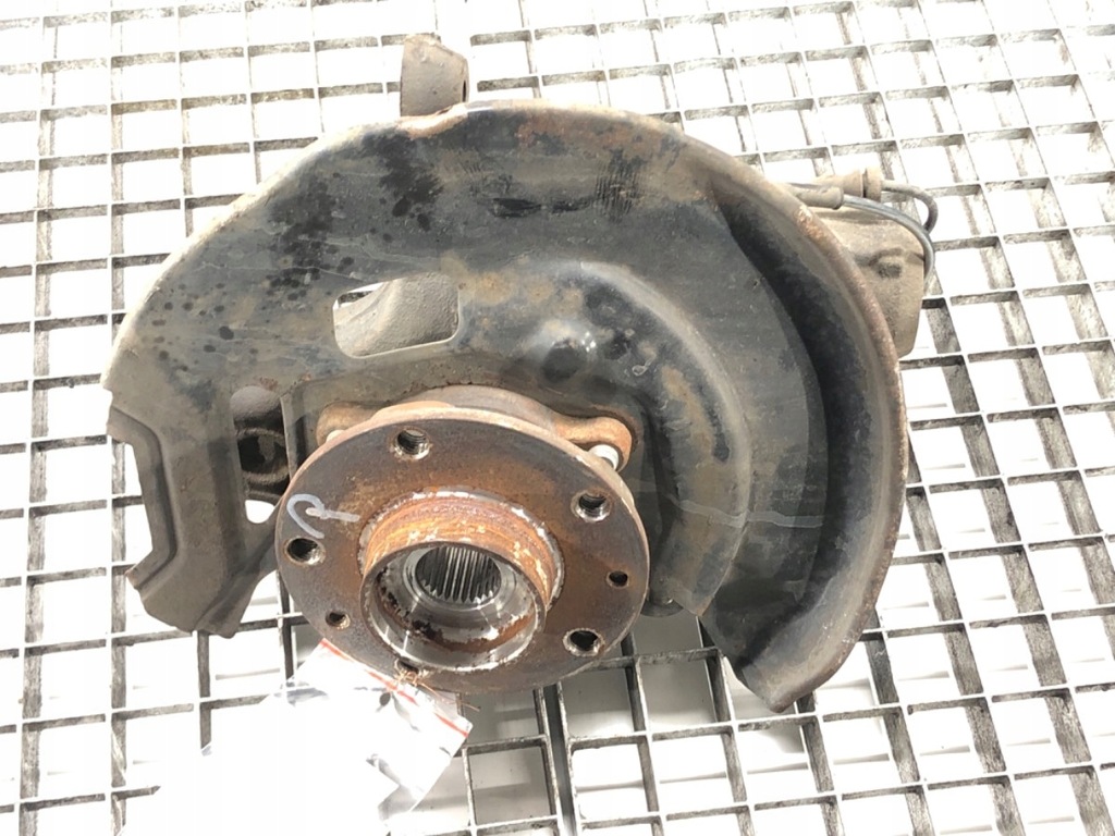 фото №1, Поворотный кулак правый перед renault kadjar 1.6 130km ступица