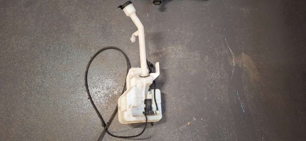 фото №1, Бачок омывателя kompletny citroen c3 aircross lift