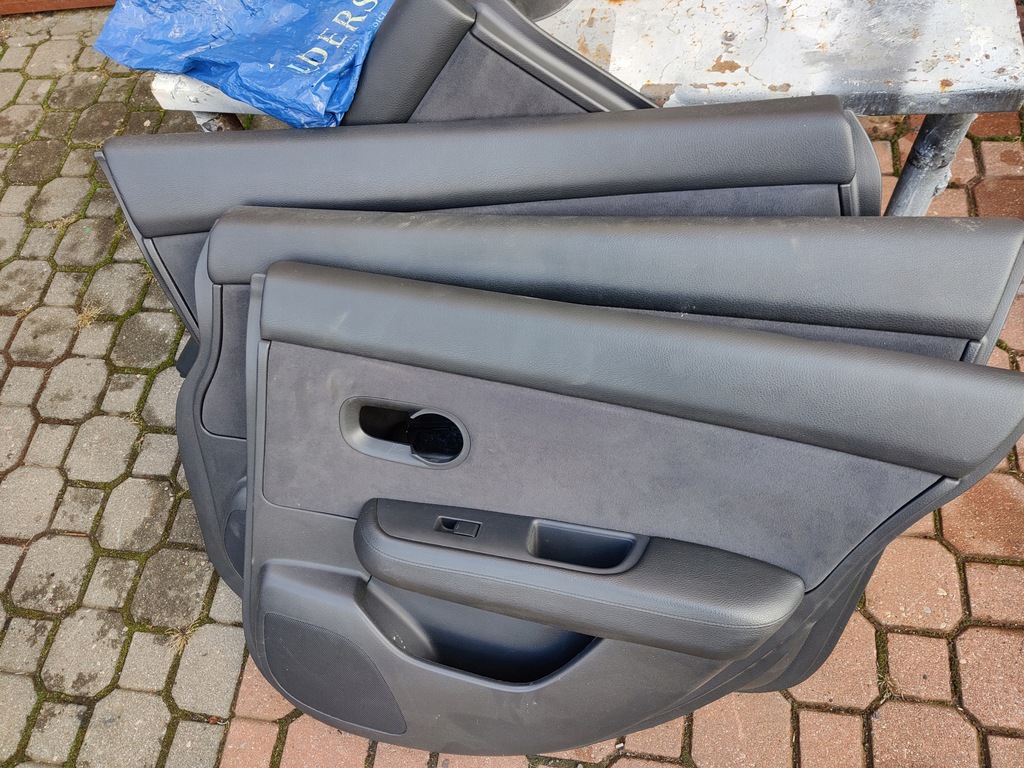 фото №8, Сидіння перед+ заднє сидіння 4 x обшивки nissan tiida sedan