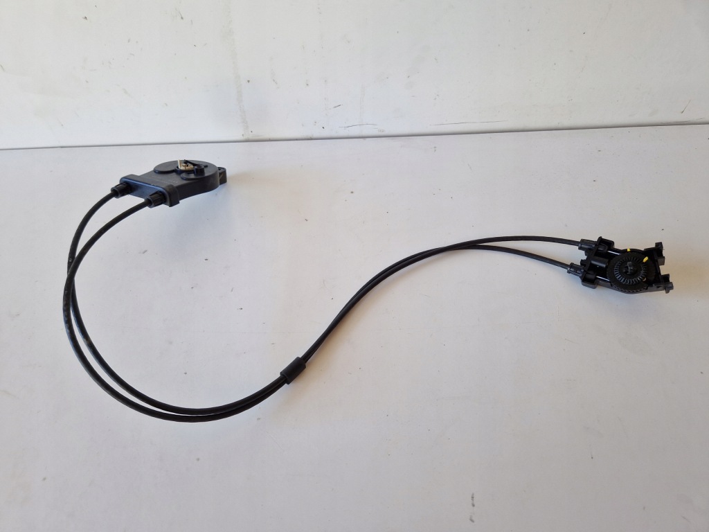 фото №1, Тросы тяга отопителя нагреватель mazda tribute 01r 2.0 b