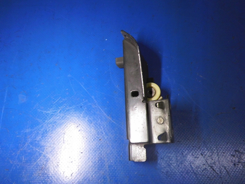 фото №1, Ролик отбойник дверь renault kangoo ii 08-13r