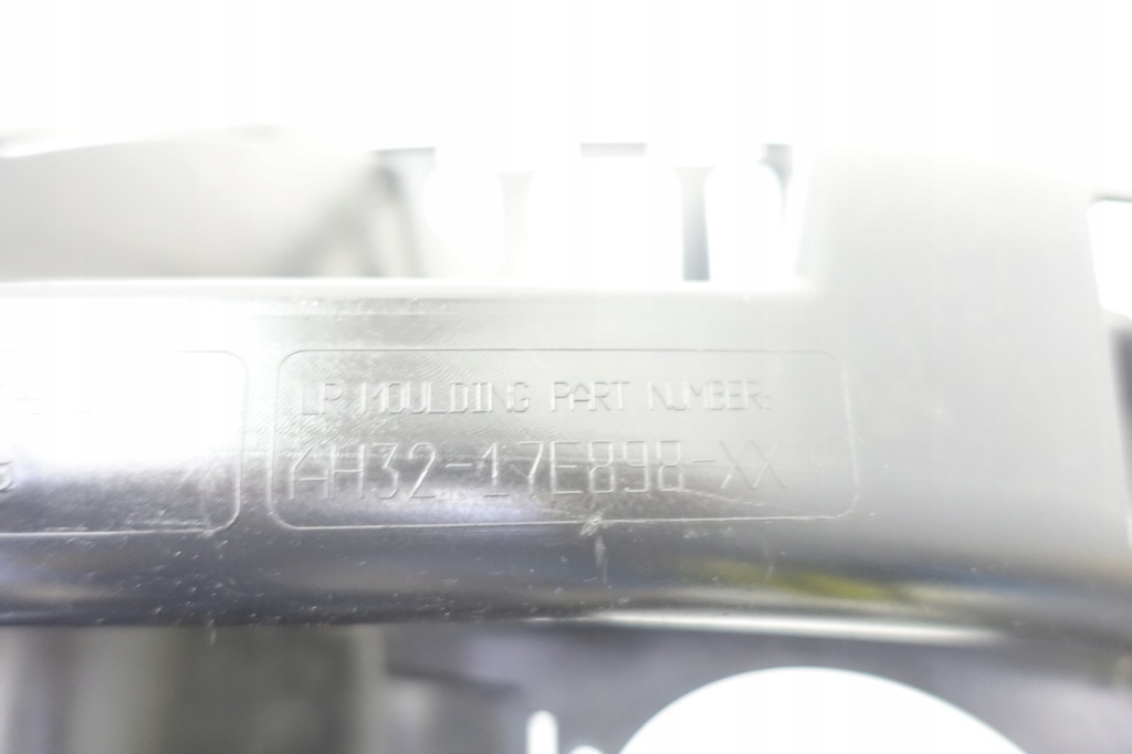 Решётка кронштейн  бампера перед land rover sport рестайлинг Доставка