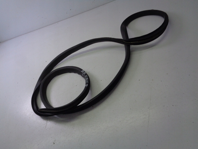 фото №2, Прокладка двері правий перед renault scenic iv 1.5 dci автоматична коробка передач 2017 rok