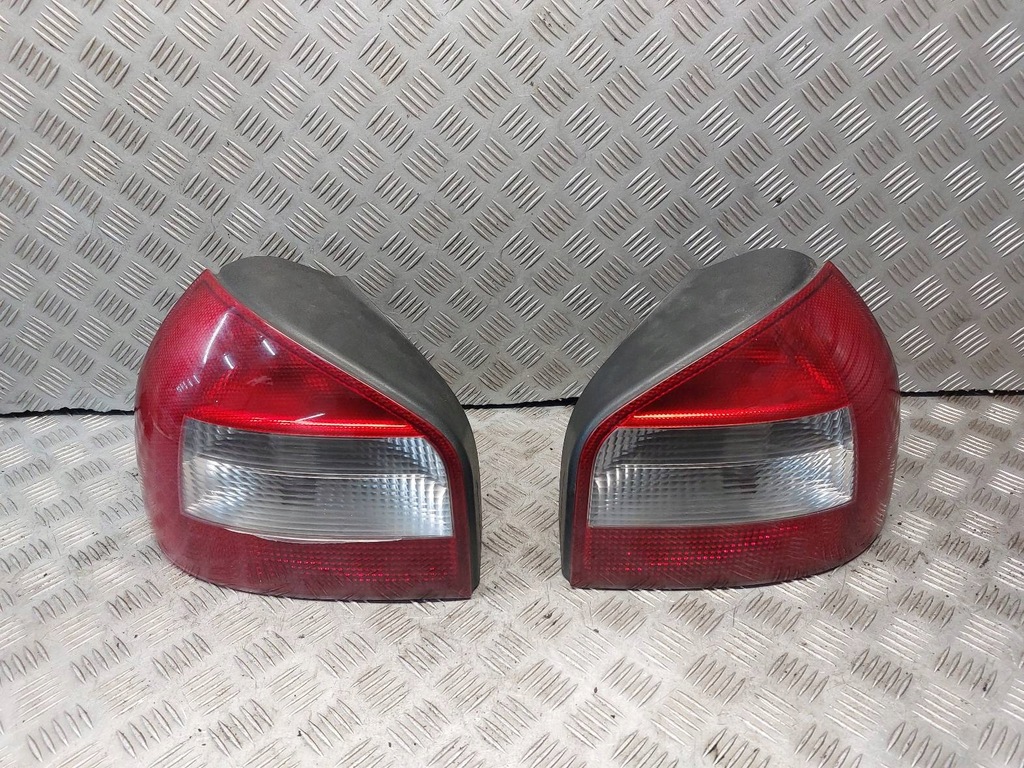 фото №1, Лампа лівий задня + правий задня audi a3 8l lift 3d