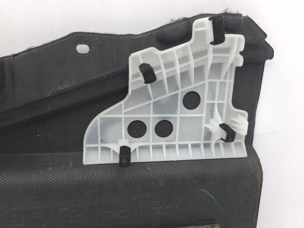 фото №6, Lexus is iii xe30 2015 обшивка багажника