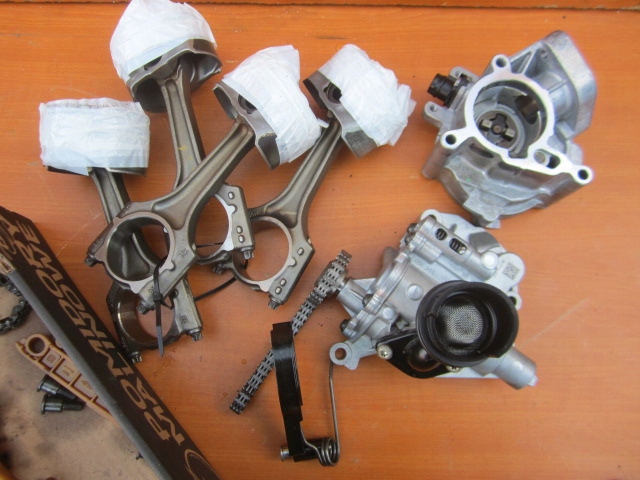 фото №15, Vw audi a4 a5 a6 q5 s3 2.0 tfsi dpu грм напрямна 06k109469m 06h109509q