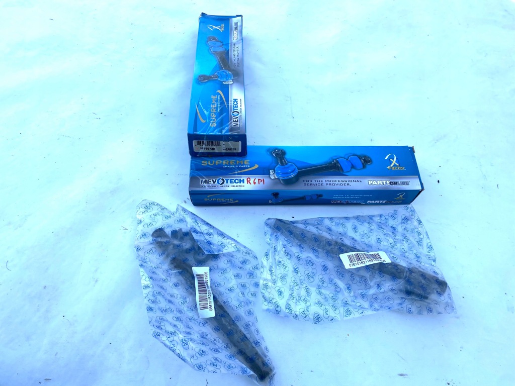 фото №1, З'єднувачі стійок chevrolet corvette c3 stingray