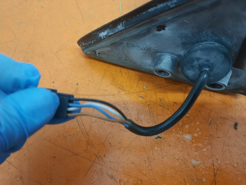 фото №6, Bmw seria 3 e36 90-99 зеркало правое наружное e0117351