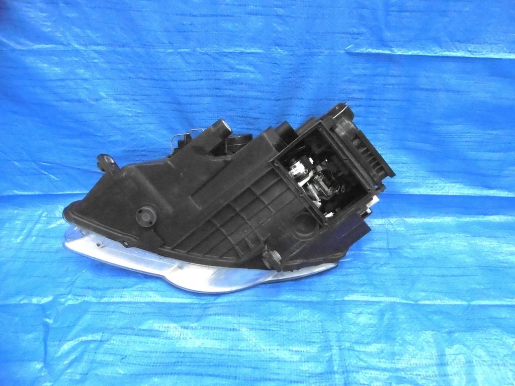 фото №11, Фара лампа ксенон правый перед vw passat b6 05-10 3c0941752g