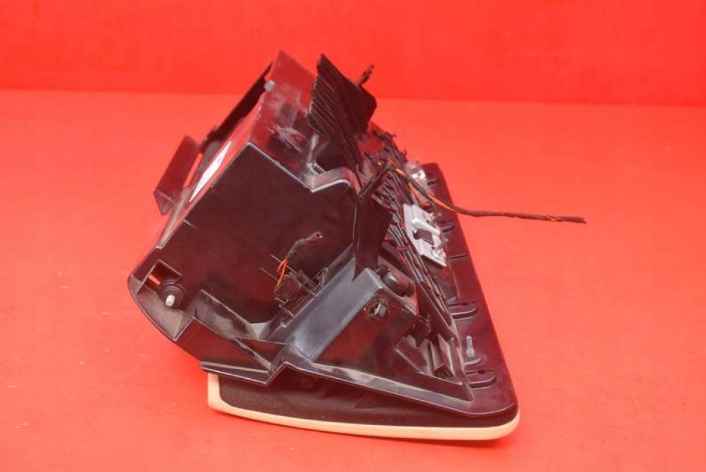 фото №6, Бардачок пасажира eu 7075477 bmw e90 e91 04-10