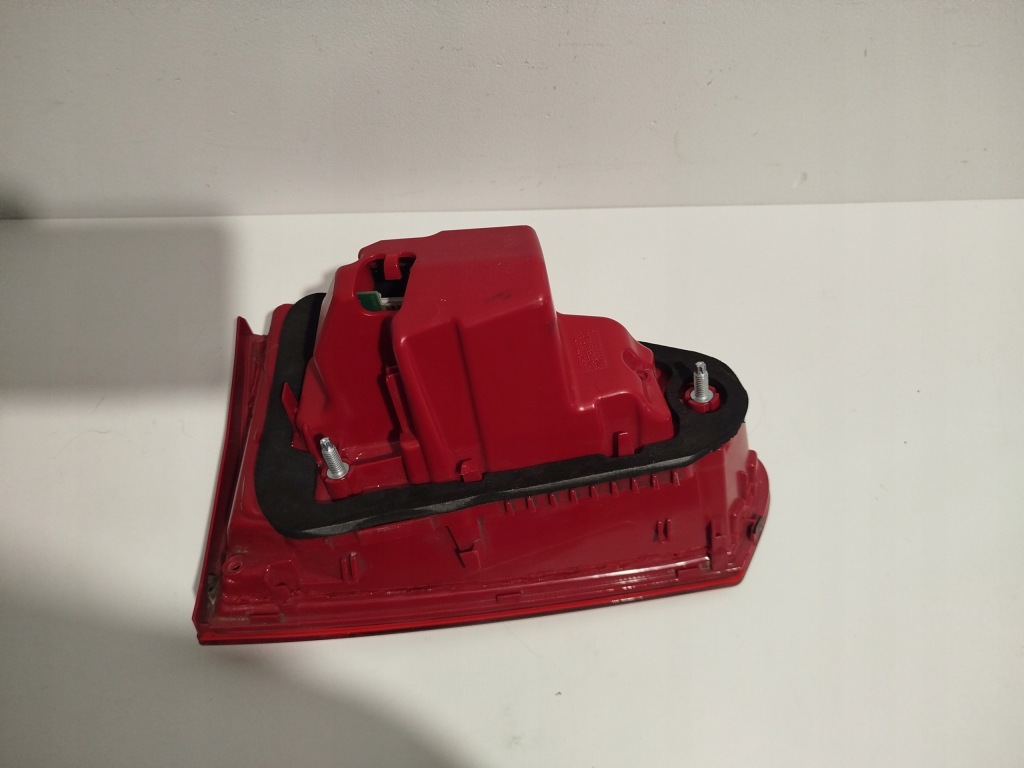 Фара левая правый  задний audi a4 b8 седан led рестайлинг  8k5945093ad 8k5945094ad америка в Украине