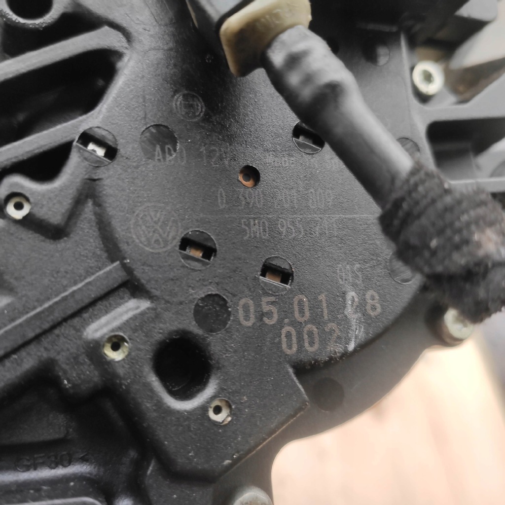 фото №5, Моторчик задний дворники vw golf v plus 5m0955711