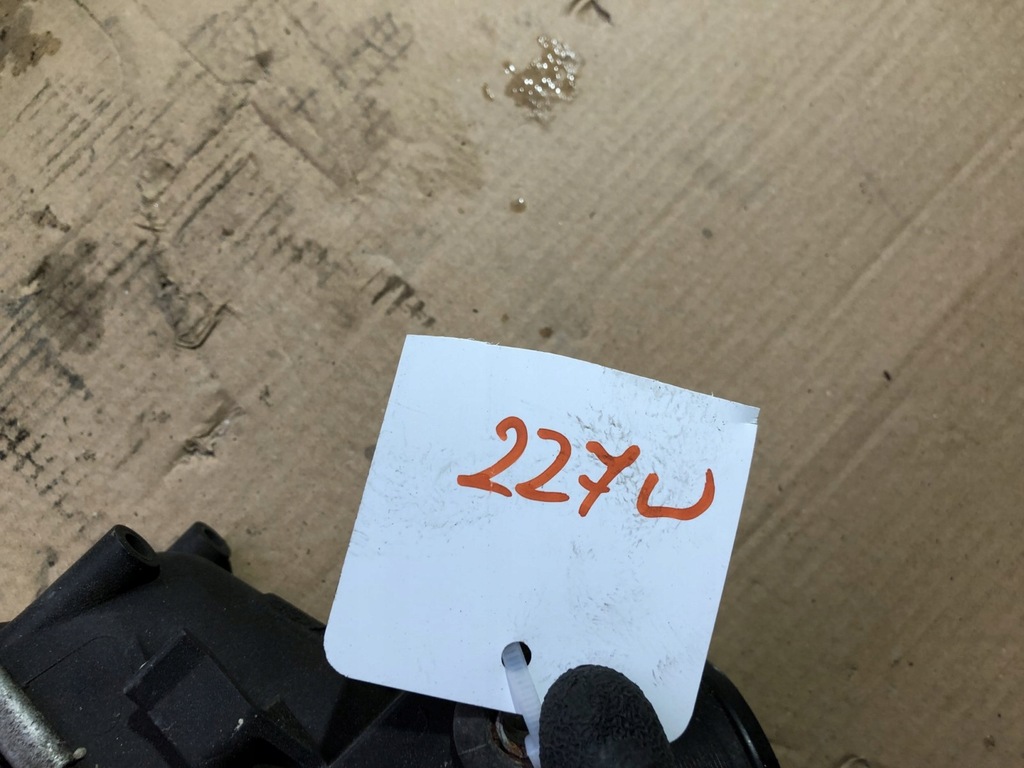 фото №8, Интеркулер радиатор trafic ii vivaro 2.0 dci 8200411160