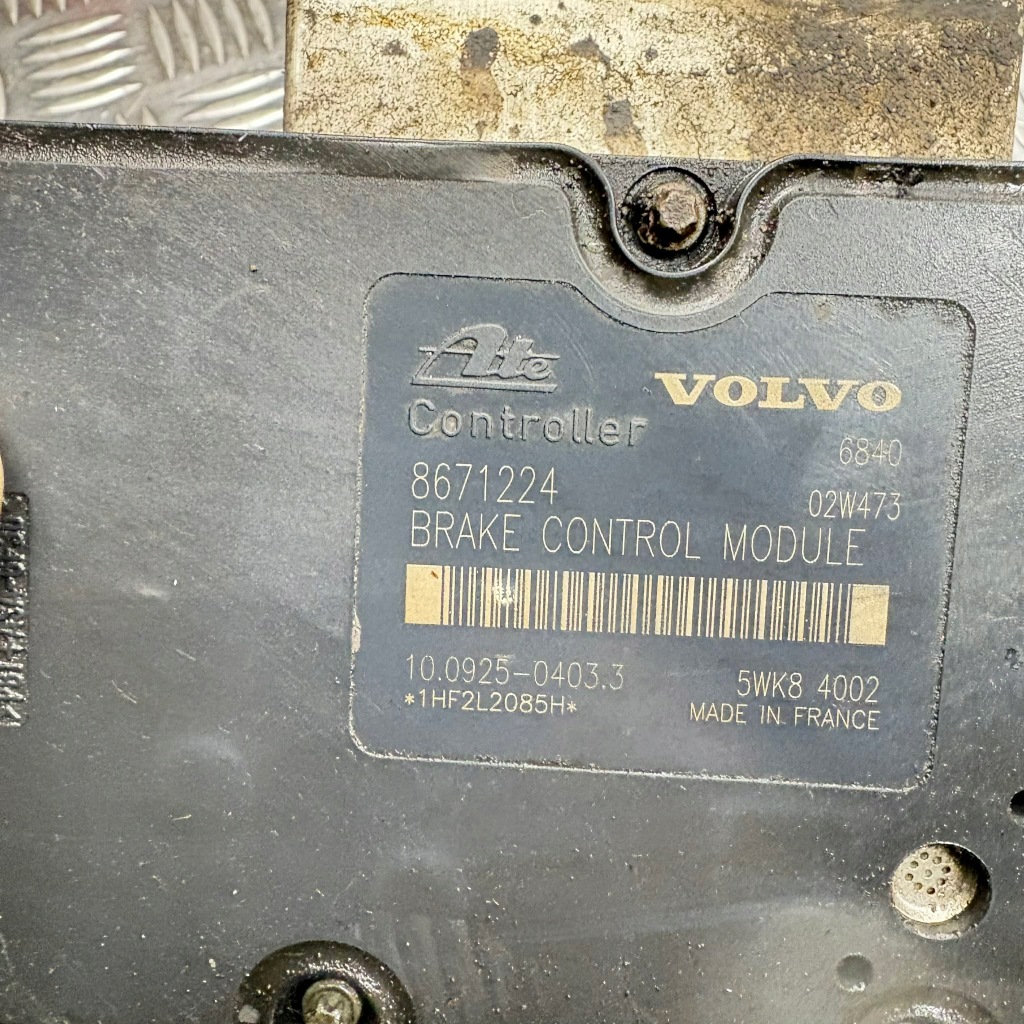 Насос модуль блок керування abs v70 2 xc70 2 s60 1 s80 1 xc90 1 Зі Шроту