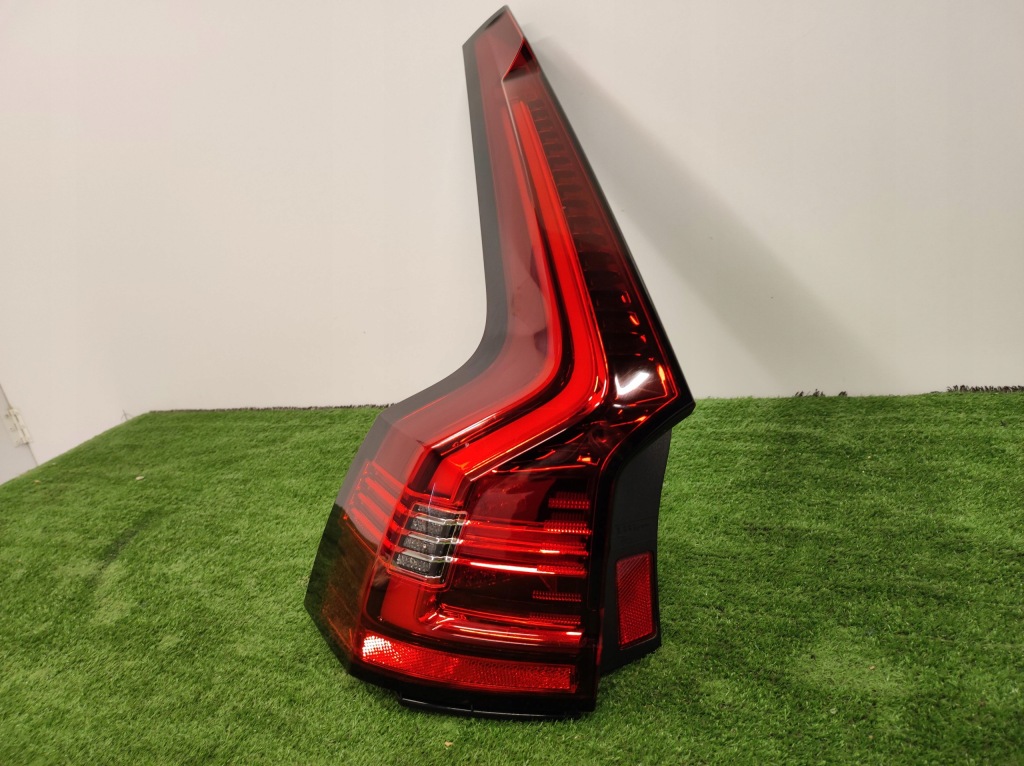 фото №1, Лампа задня задня ліва volvo v90 lift 32337133 europa