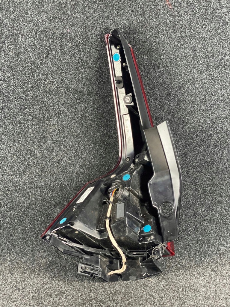 фото №5, Volvo v60 ii лампа права задня 32291359