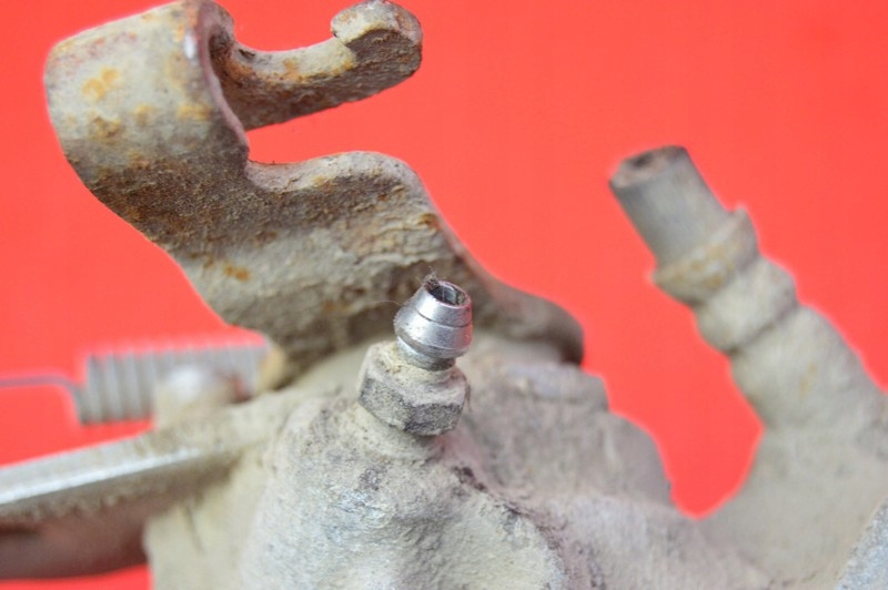 фото №7, Супорт гальмівний лівий задня mazda 3 iii bm 1.5 skyactive-g 100 km 13-16