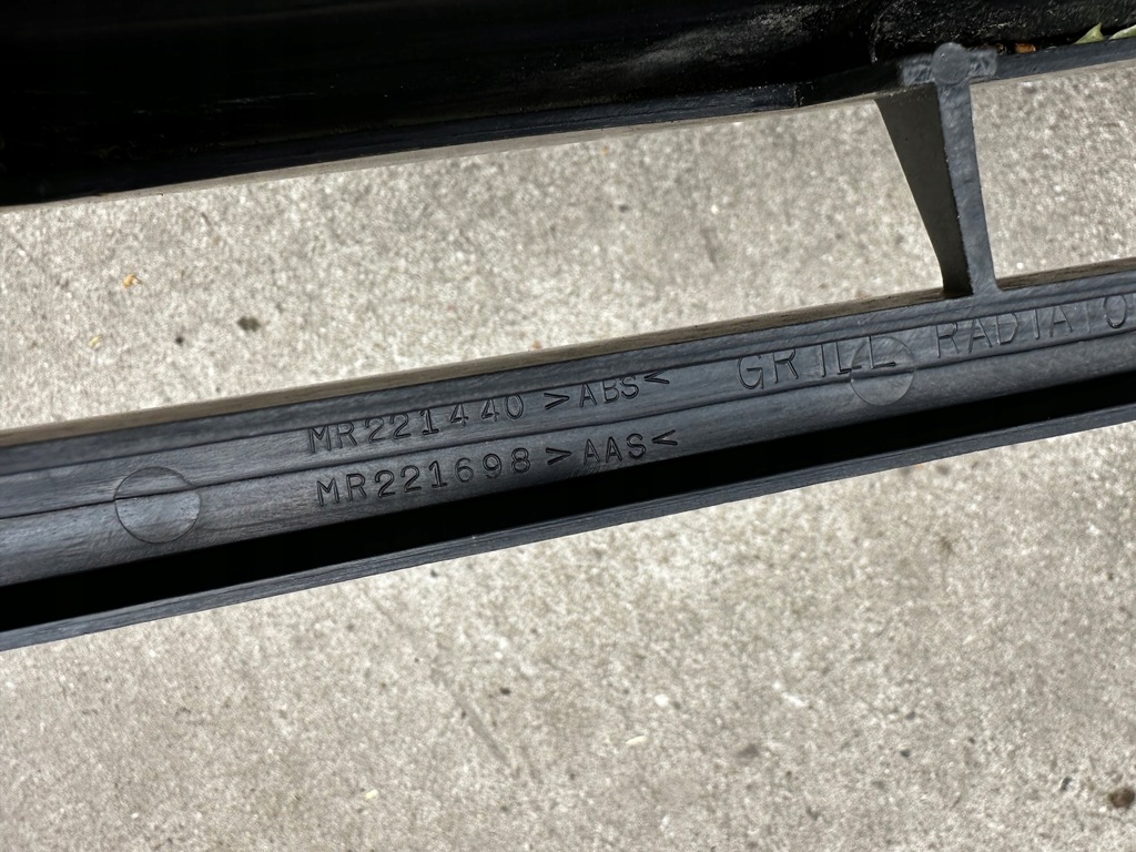 фото №11, Решітка радіатора решітка радіатора mr221440 mitsubishi lancer v