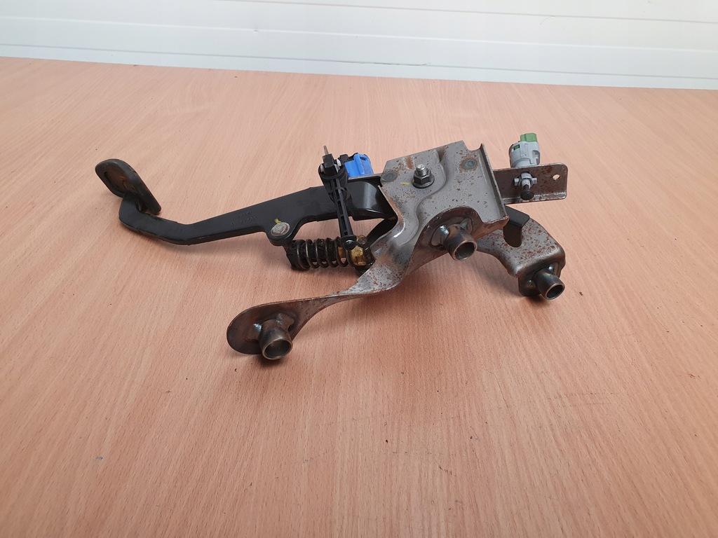 фото №6, Педаль сцепления датчик renault clio iv 4