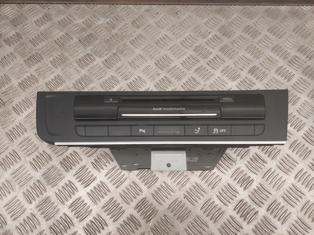 фото №1, Audi a7 s7 4g 4g0927137ae автомагнитола