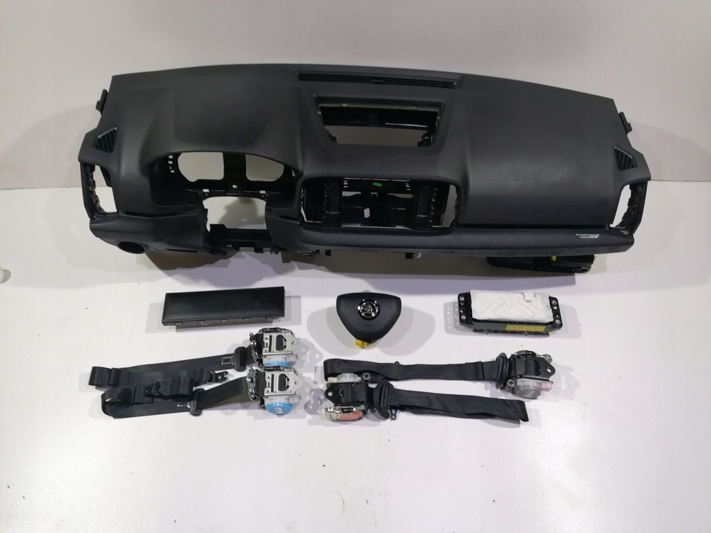 фото №1, Skoda karoq sport приборная панель консоль подушка безопасности ремни org