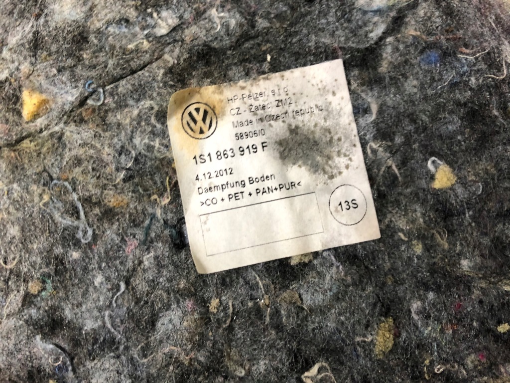 фото №6, Vw up 3d шумоизоляция войлок пол 1s1863919f